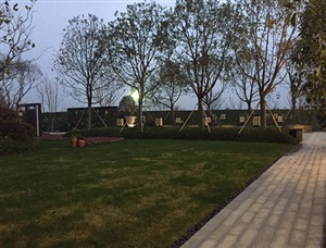 東潤(rùn)園